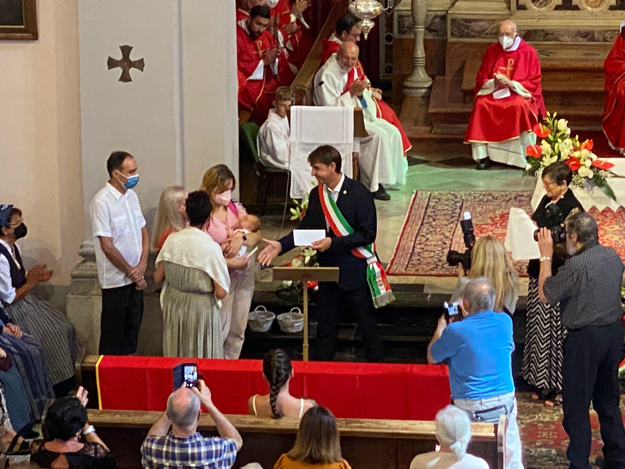 Copertina per Ronchi festeggia il patrono San Lorenzo, Premio Carità a due famiglie ucraine
